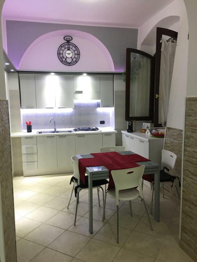 Frank House Apartment กาญารี ภายนอก รูปภาพ
