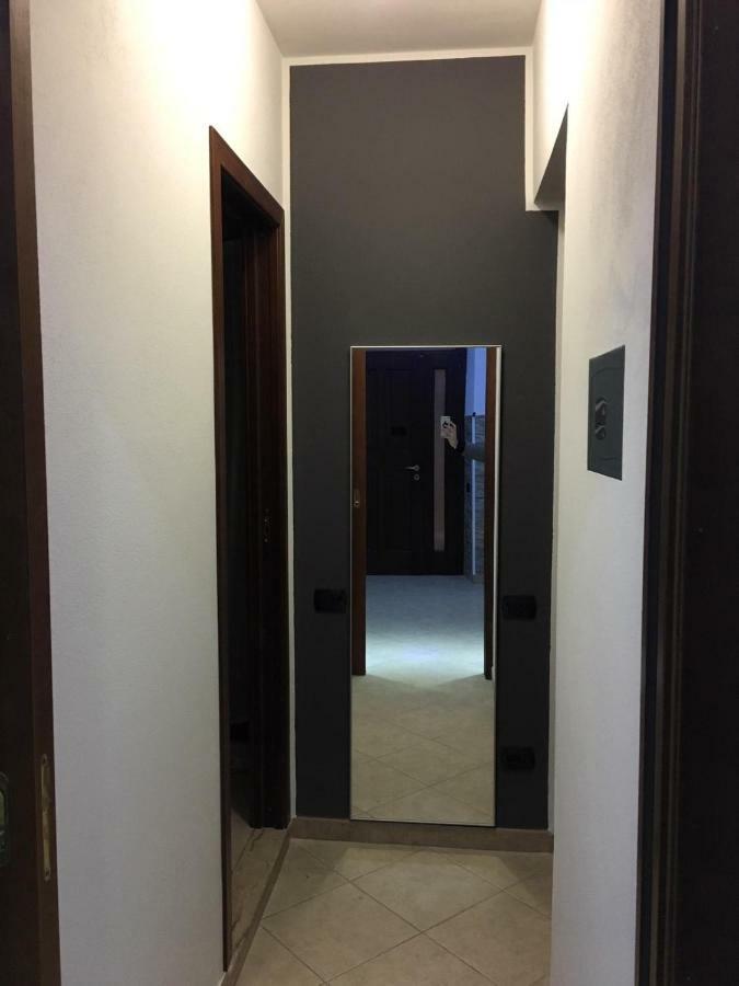 Frank House Apartment กาญารี ภายนอก รูปภาพ